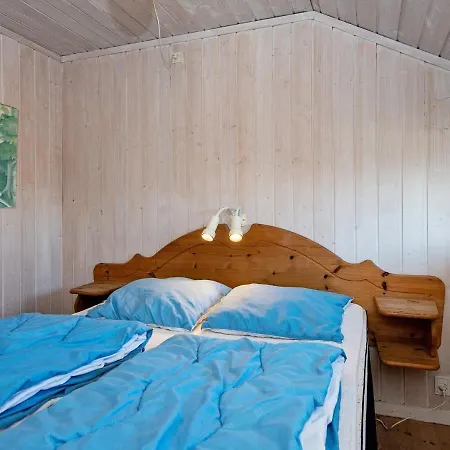 Nyaraló 8 Person In Harbo Re