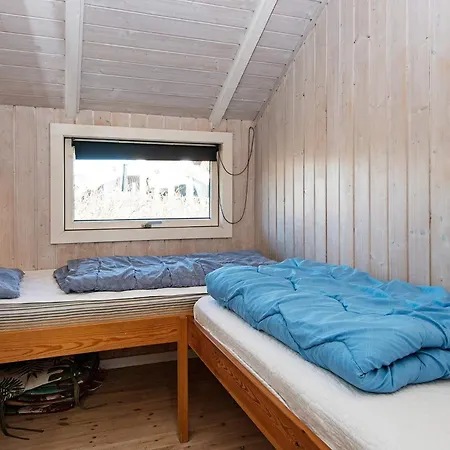 8 Person In Harboore