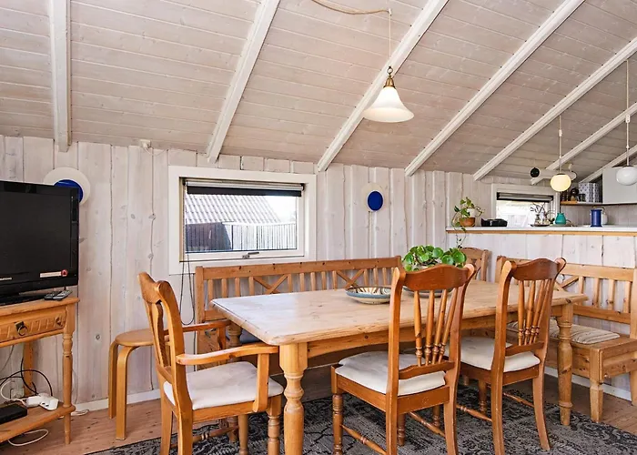8 Person In Harboore Harboør